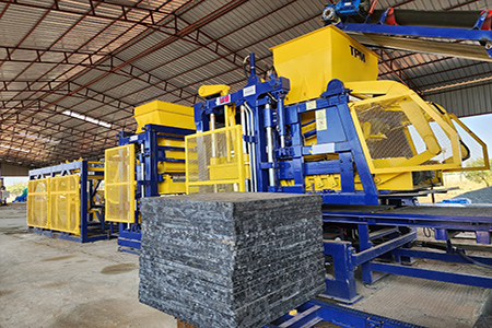 Super strong and Super Fast TPM10000G Concrete block machine running in Zimbabwe, Africa!